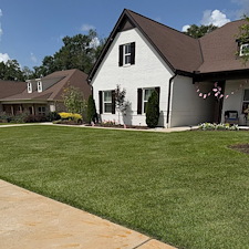 Lawn-Transformation-with-our-Weed-Control-and-Fertilization-Program 0